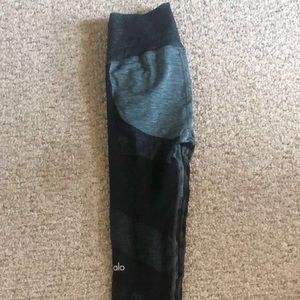 Alo Yoga Leggings